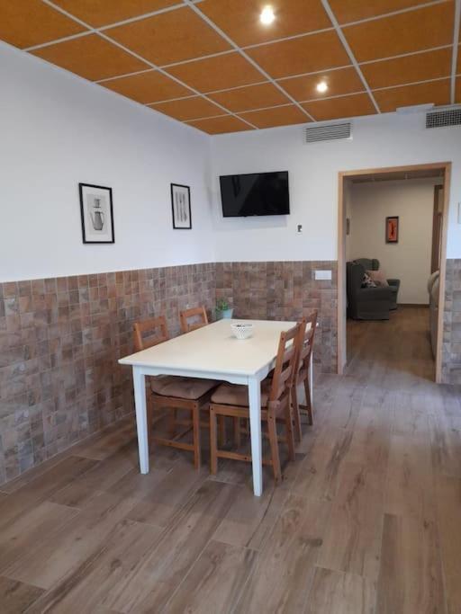 Almonacid de Toledo Vivienda Turistica Vino Tintoヴィラ エクステリア 写真